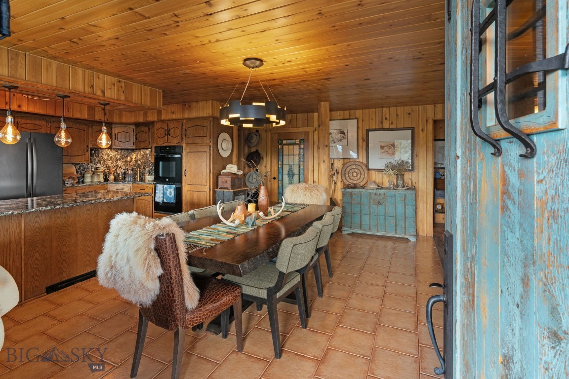 42 E L & M Ranch