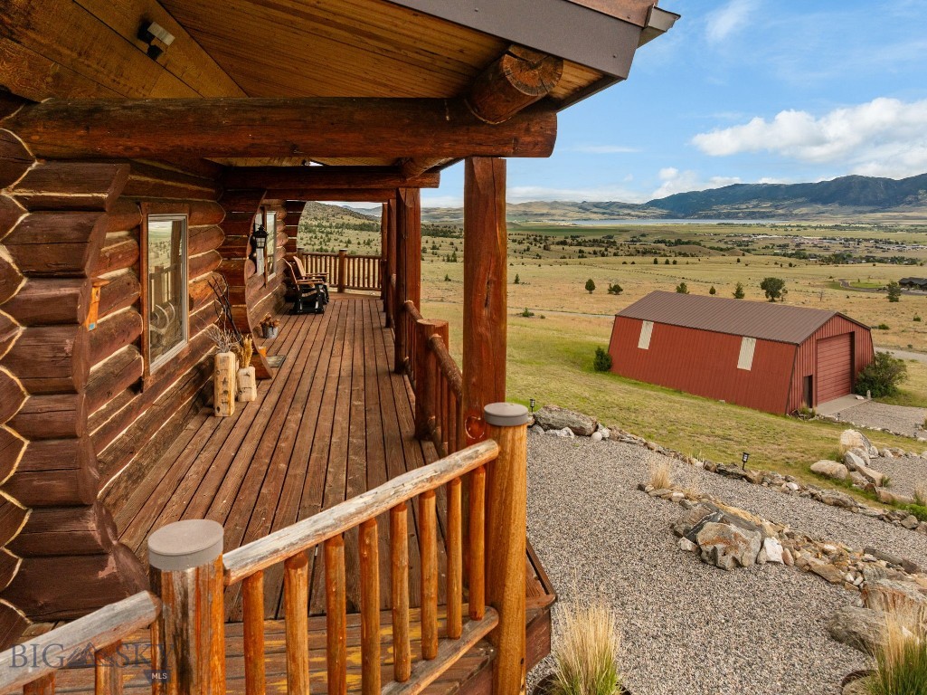 42 E L & M Ranch