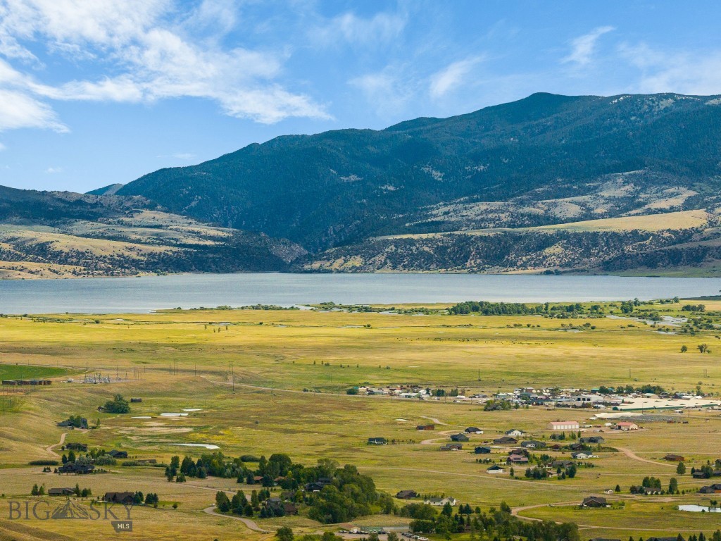 42 E L & M Ranch