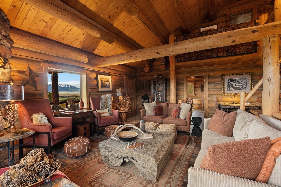 42 E L & M Ranch