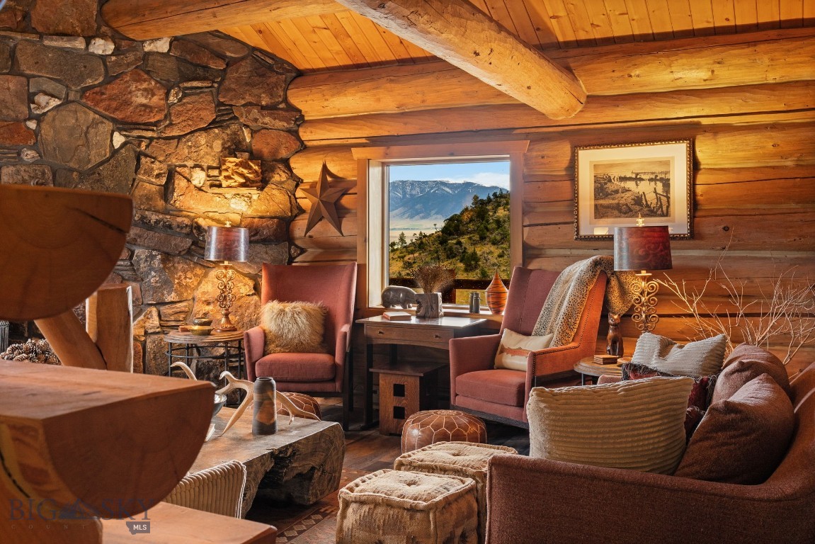 42 E L & M Ranch