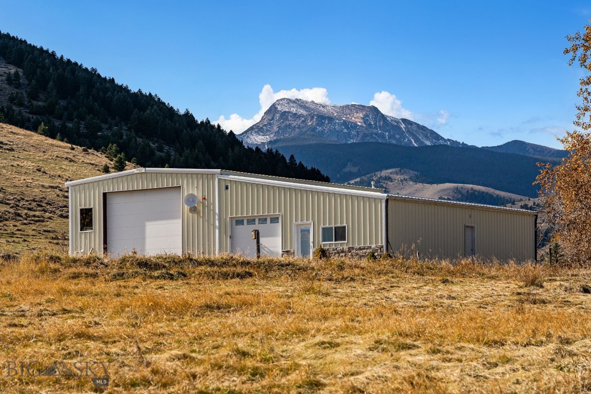 45 Potosi Road Pony MT