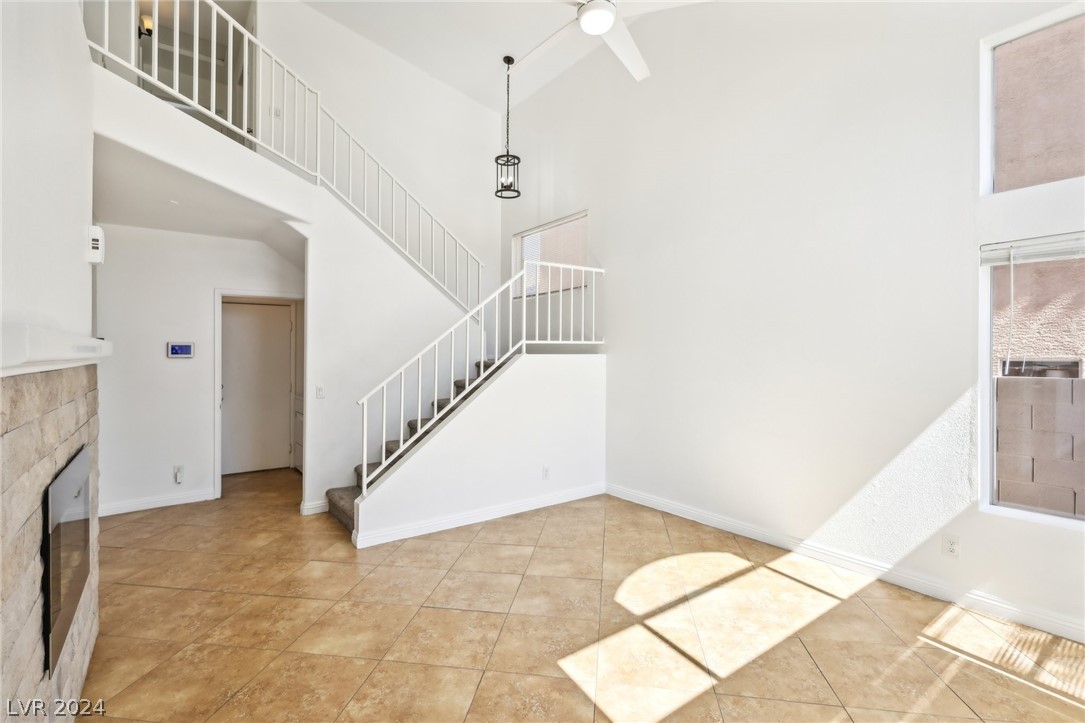 2196 Laurel Ridge Way