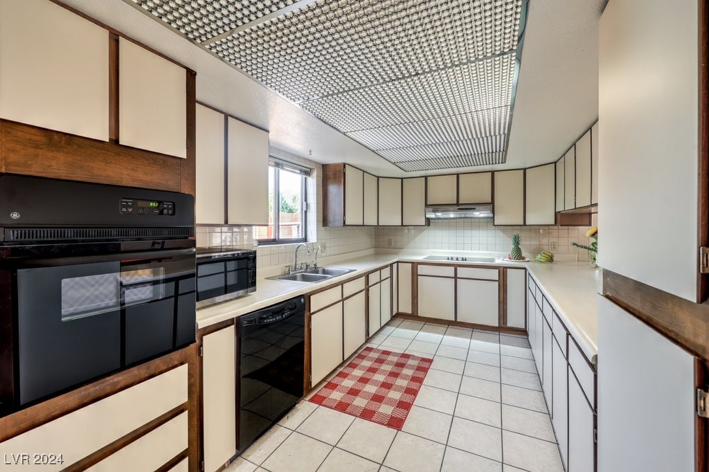 1008 Sproul Court