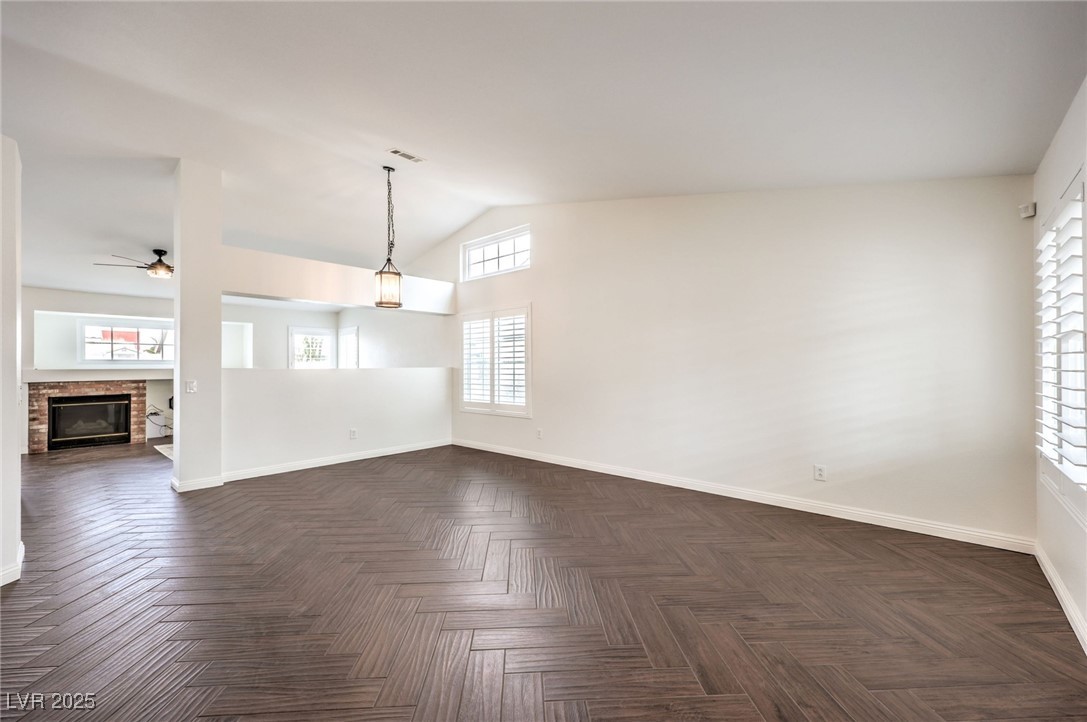320 Mindoro Avenue