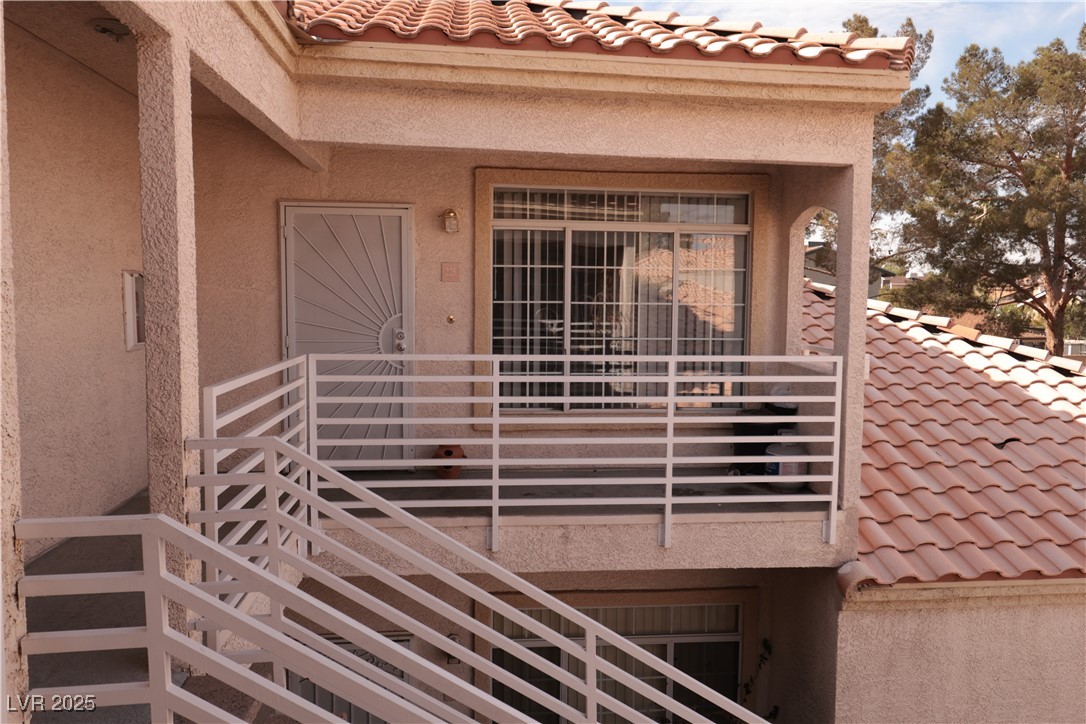 1900 North Torrey Pines Drive 225