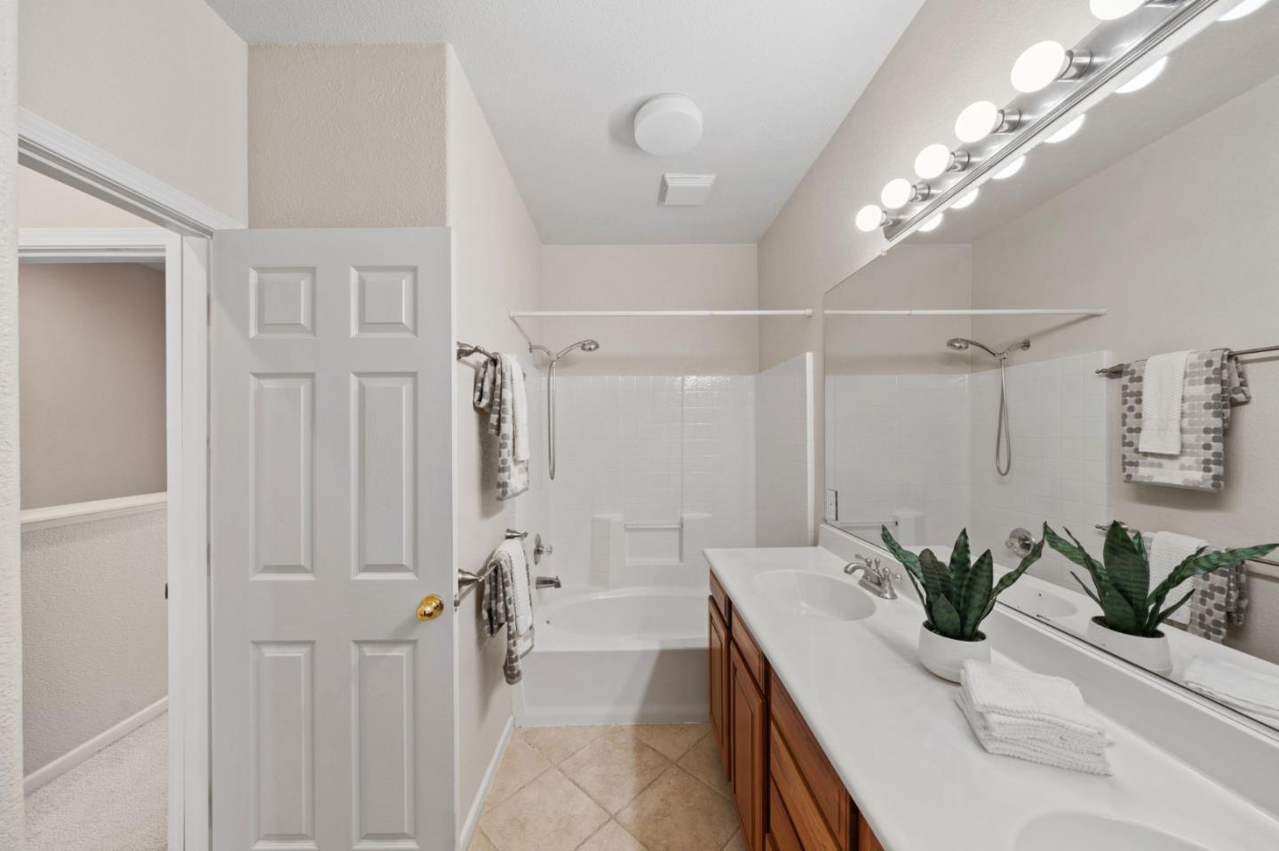 728 City Walk PL 6