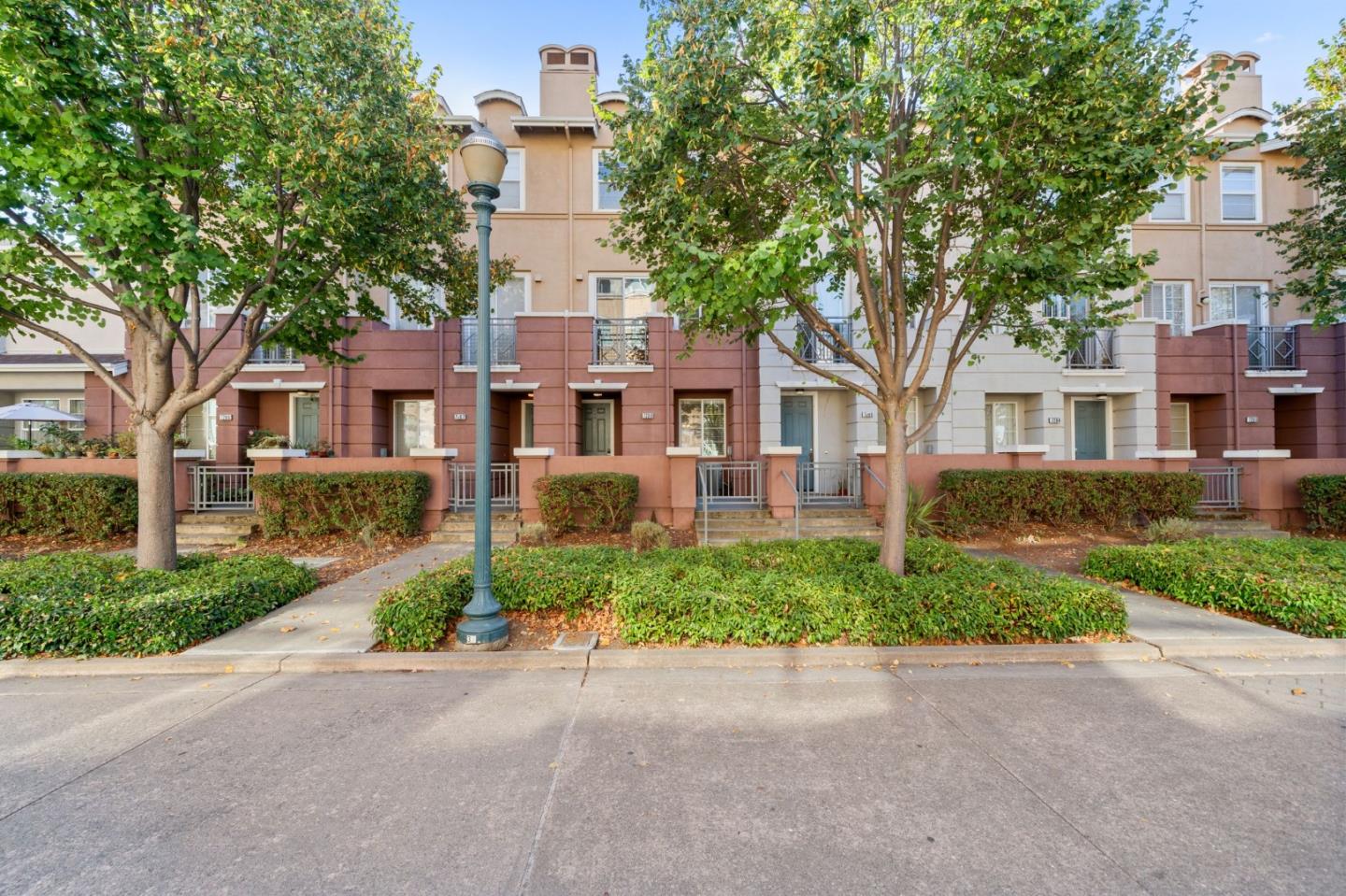 728 City Walk PL 6