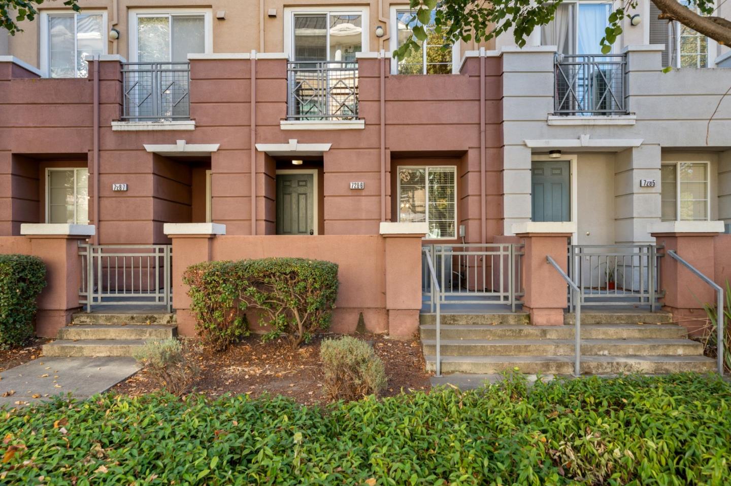 728 City Walk PL 6