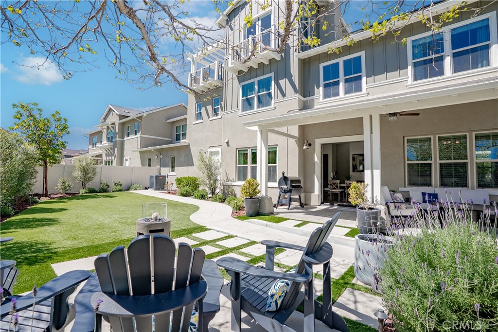 110 Sencillo Place