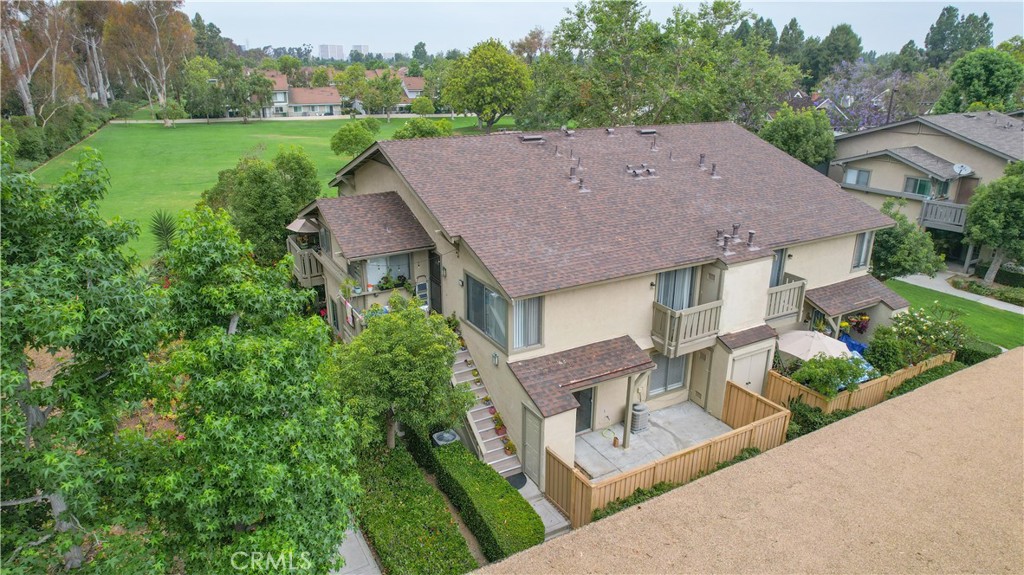 44 Clearbrook