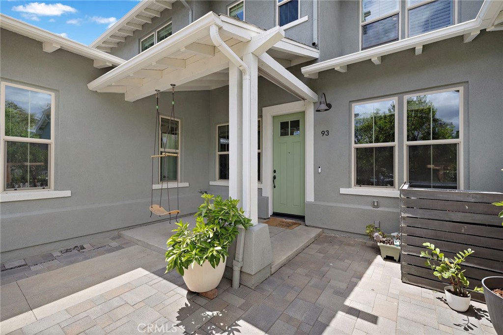 93 Promesa Avenue
