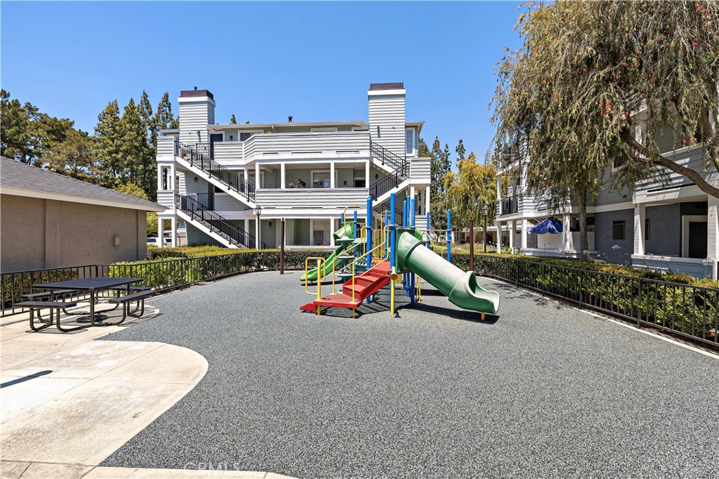 23412 Pacific Park 17k