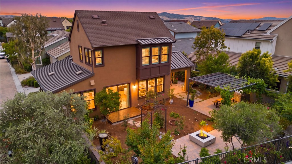 41 Ocaso Street