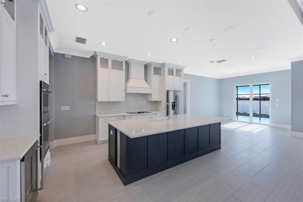 14289 Laguna Springs LN