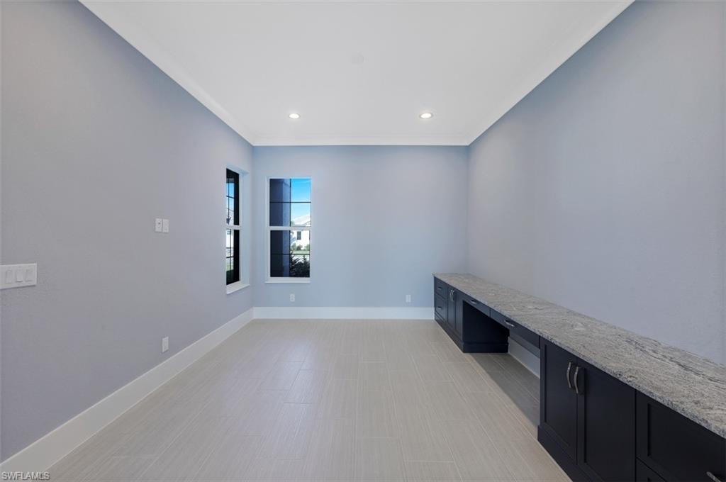 14289 Laguna Springs LN
