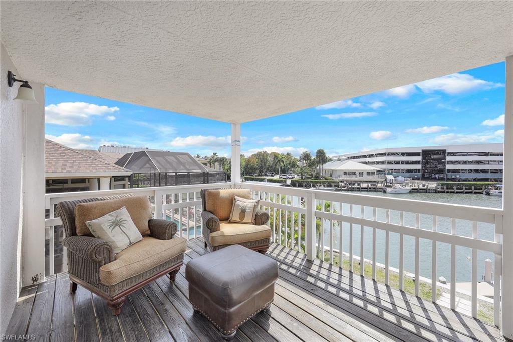 748 Rose CT