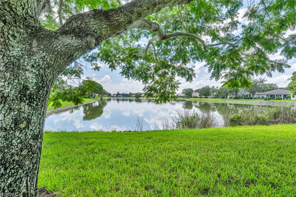 6908 Lone Oak BLVD