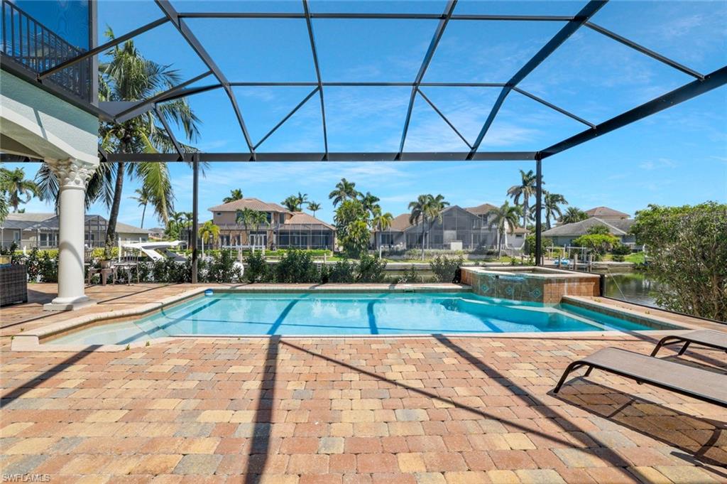 541 Taylor CT, MARCO ISLAND