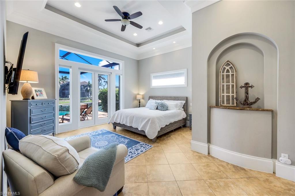 541 Taylor CT, MARCO ISLAND