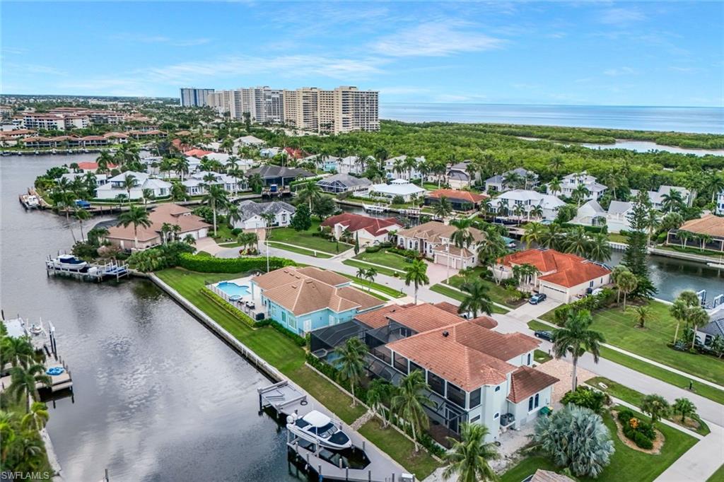 541 Taylor CT, MARCO ISLAND
