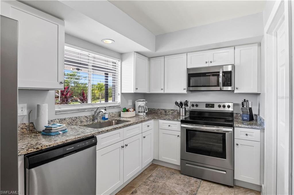 12200/12210 Shoreview DR