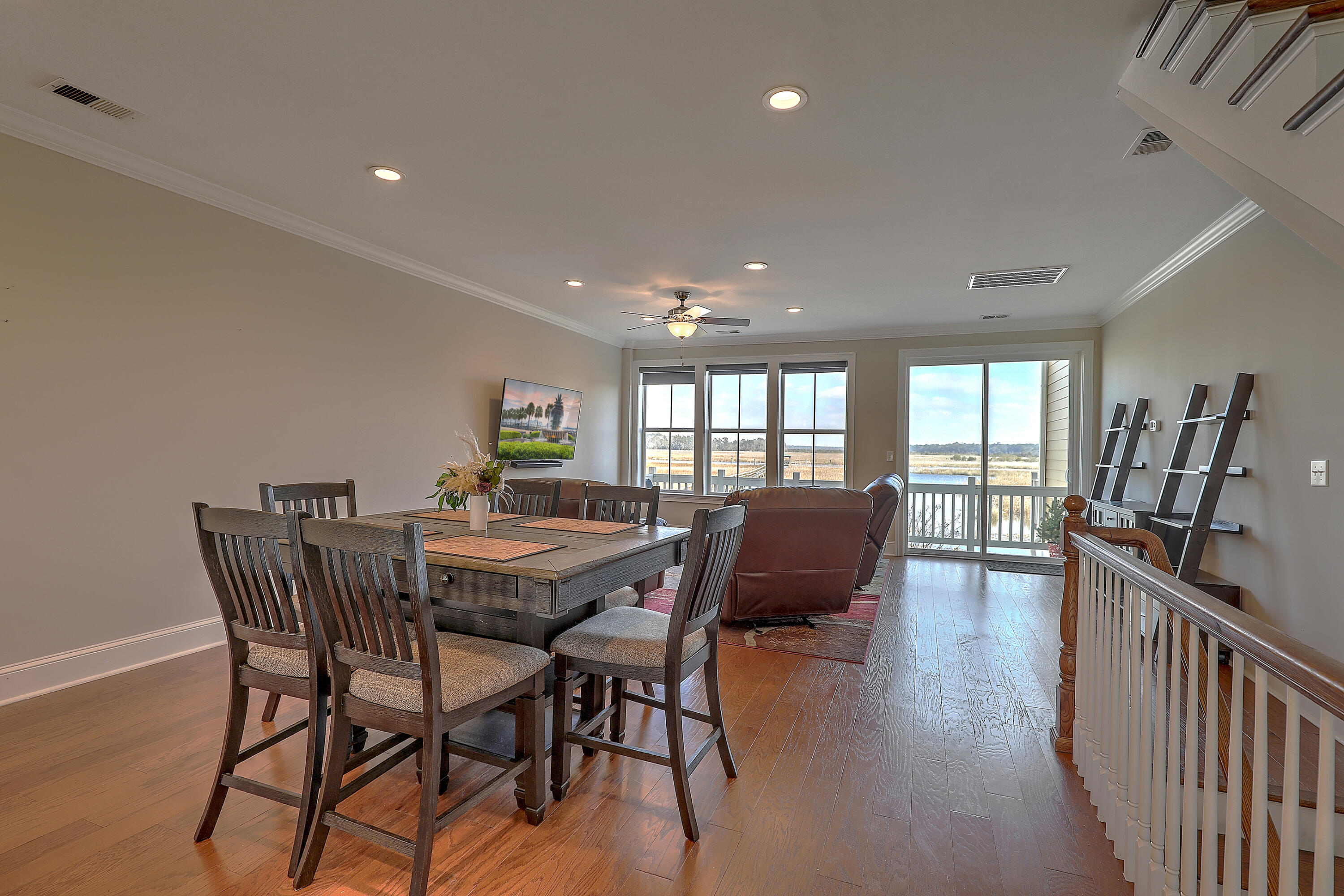5911 Steward Street Unit: 12