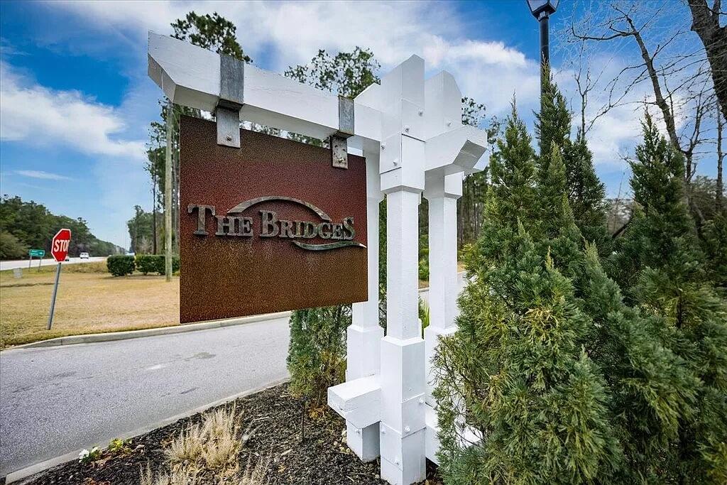 424 Bowstring Drive