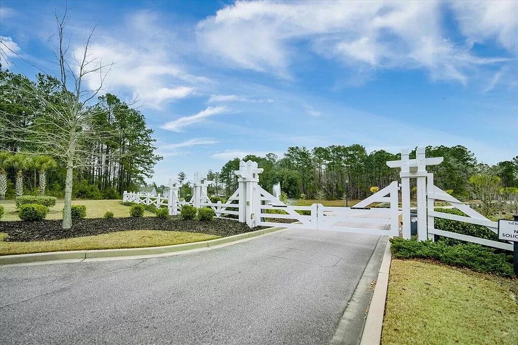 424 Bowstring Drive