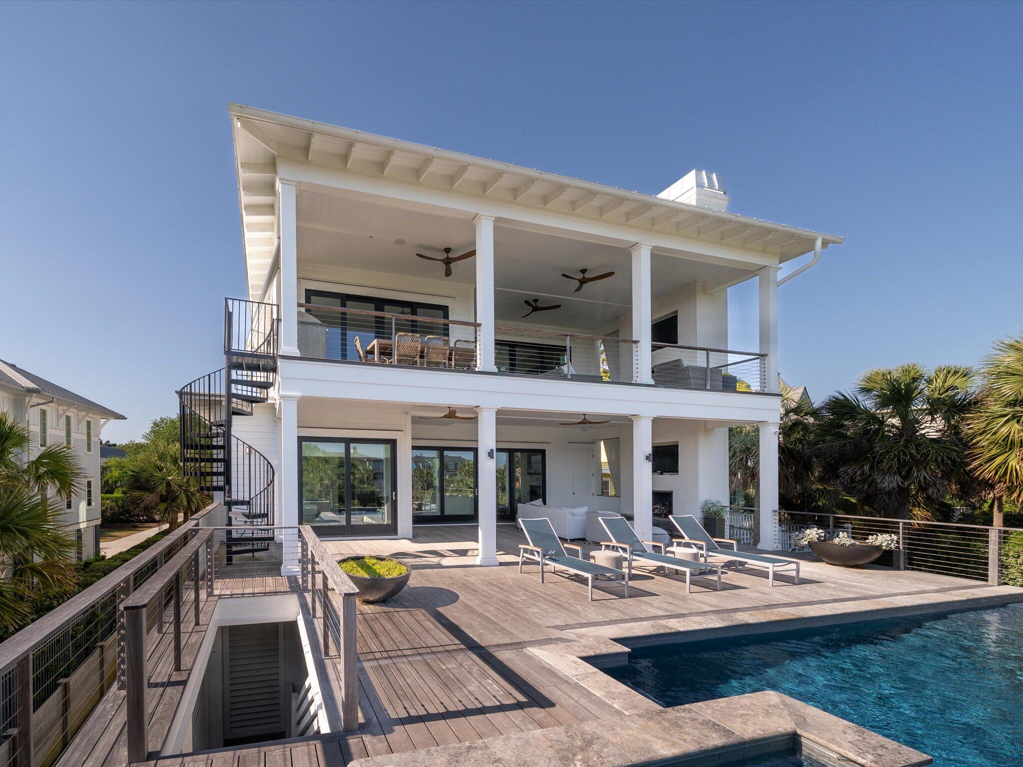 124 Charleston Boulevard