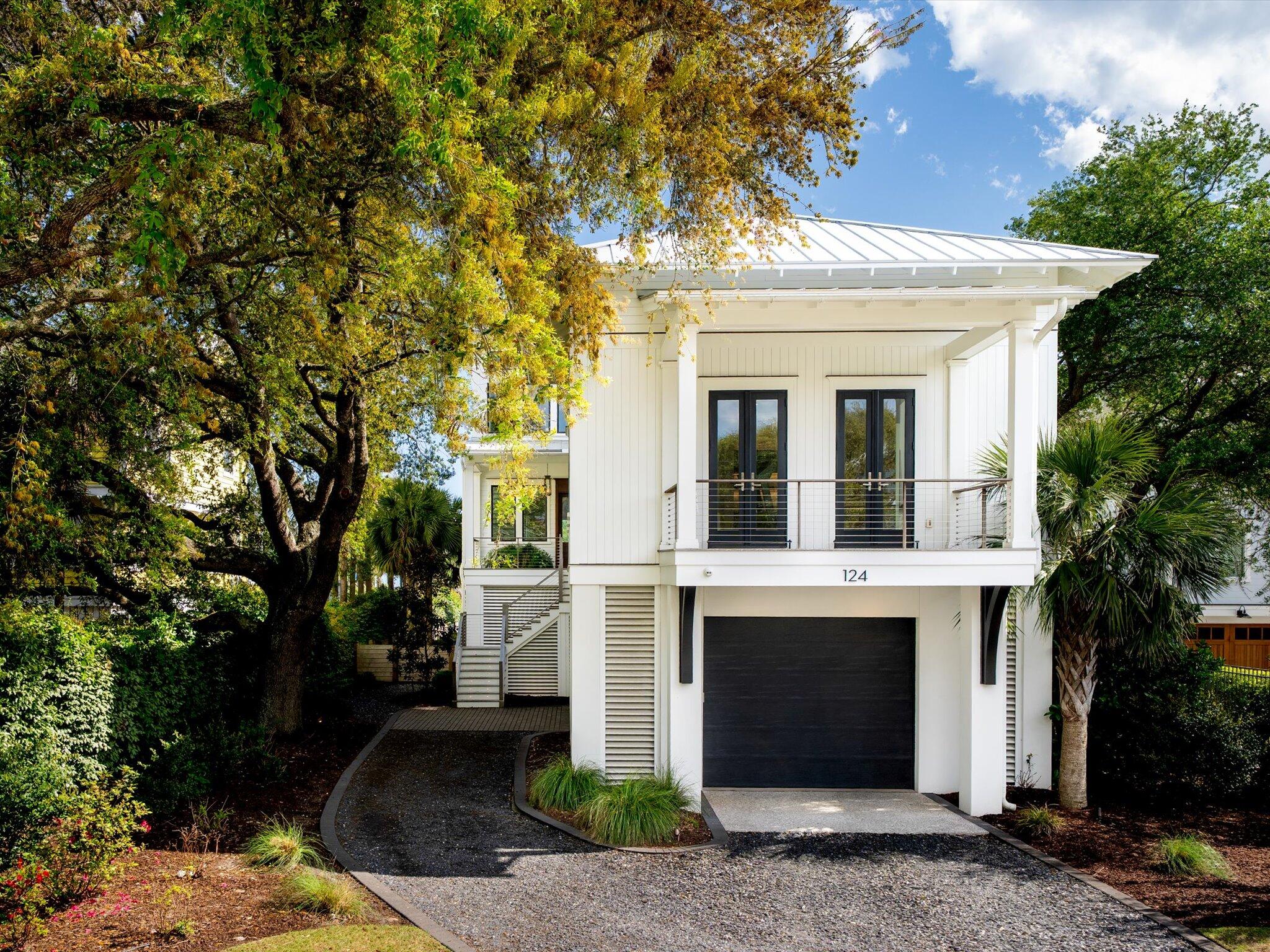 124 Charleston Boulevard