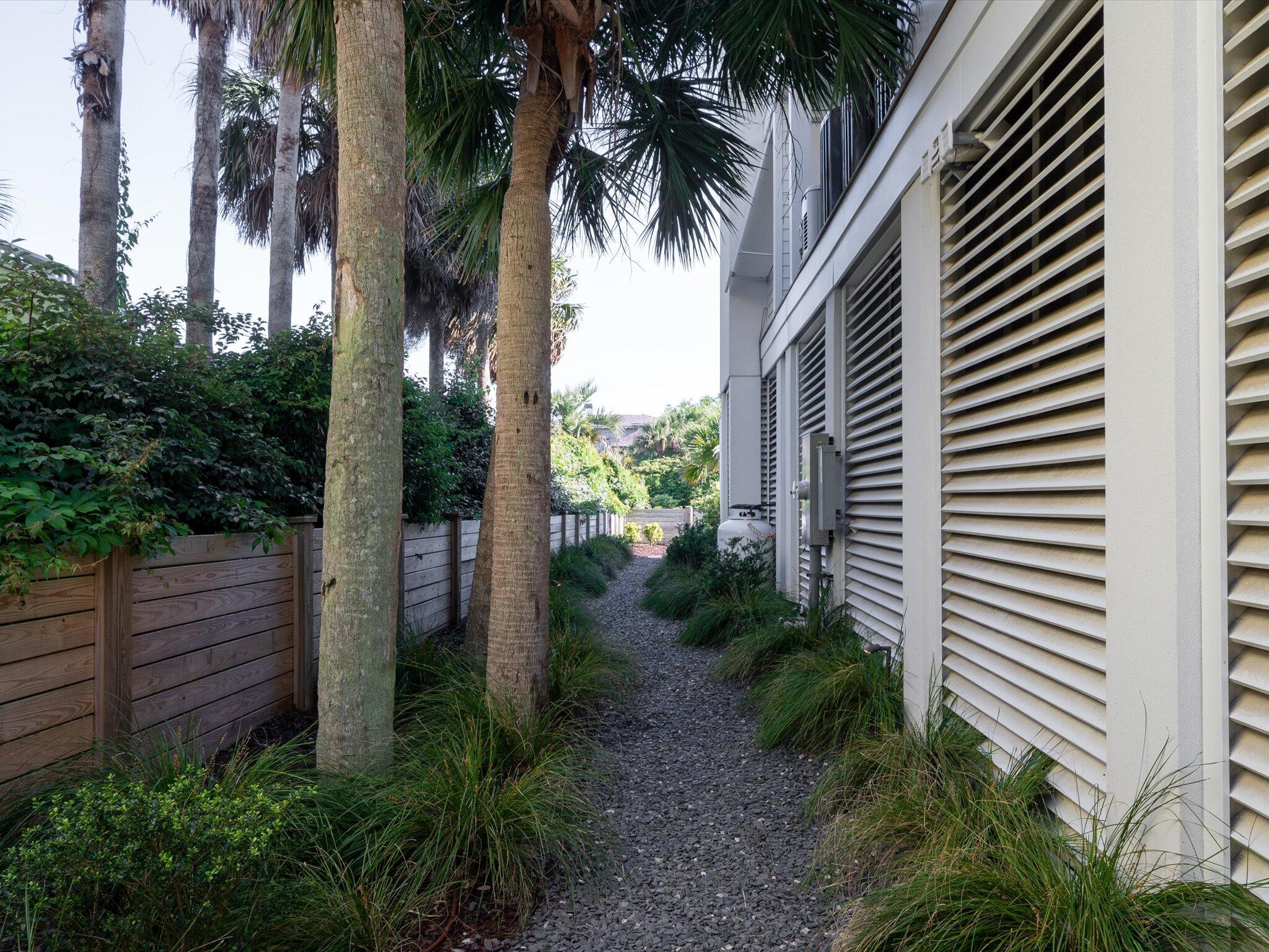 124 Charleston Boulevard