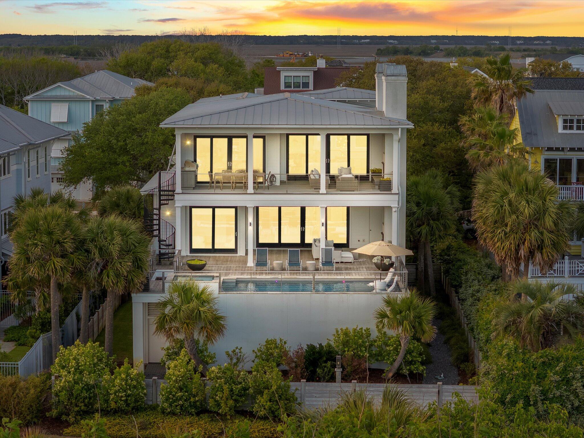124 Charleston Boulevard