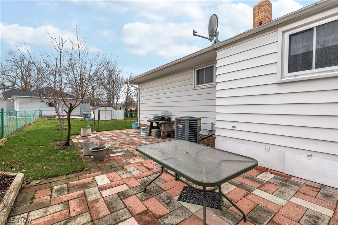 218 E 288th Street