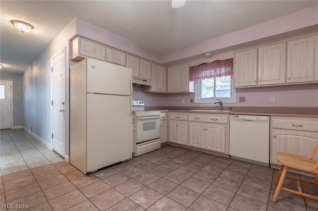 218 E 288th Street