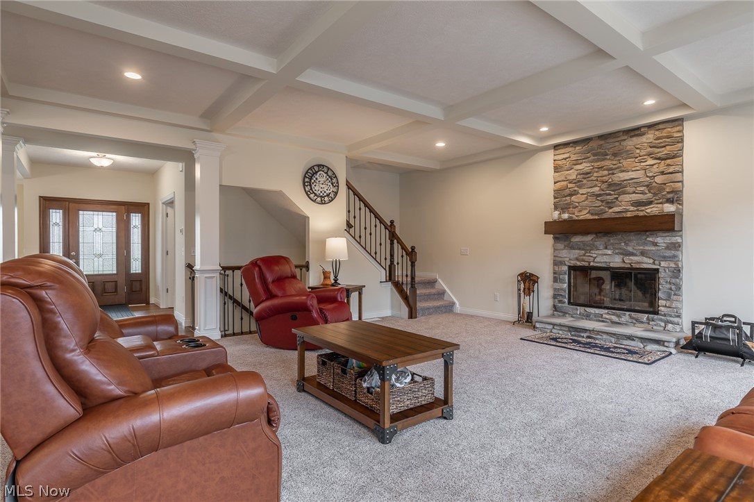 10105 Karaboo Trail