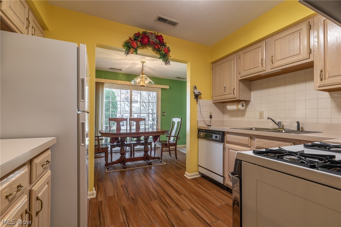 8080 Harbor Creek Creek Unit: 803