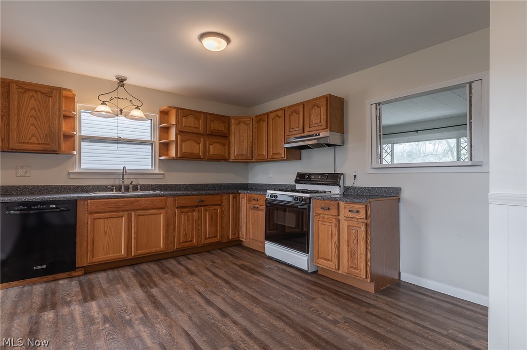 893 Woodstock Road
