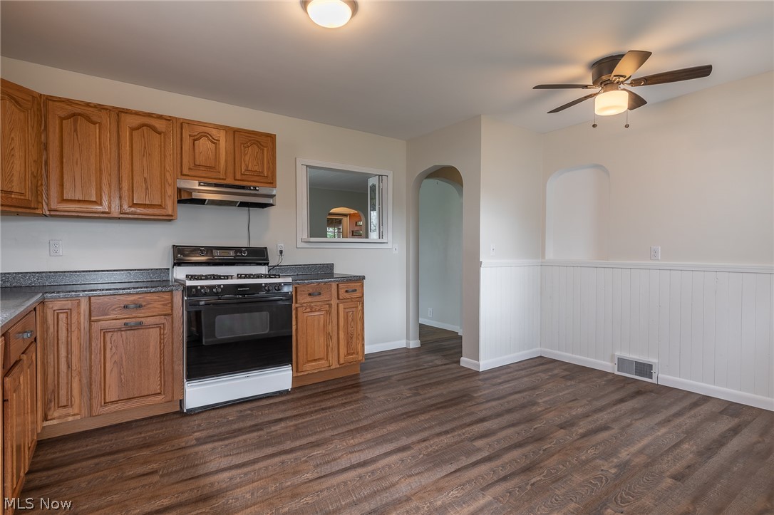 893 Woodstock Road