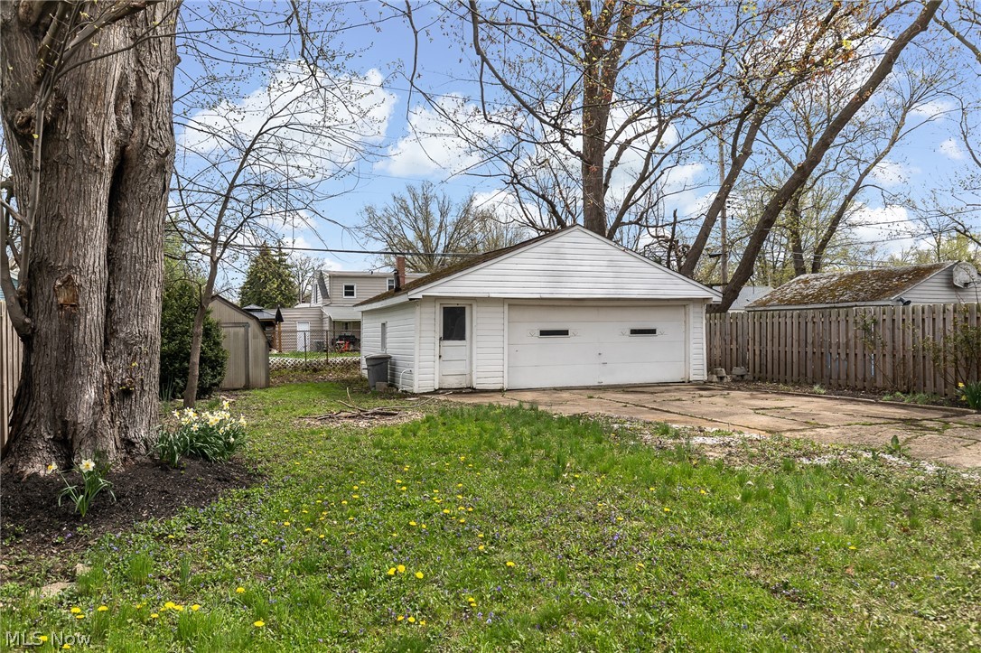 893 Woodstock Road