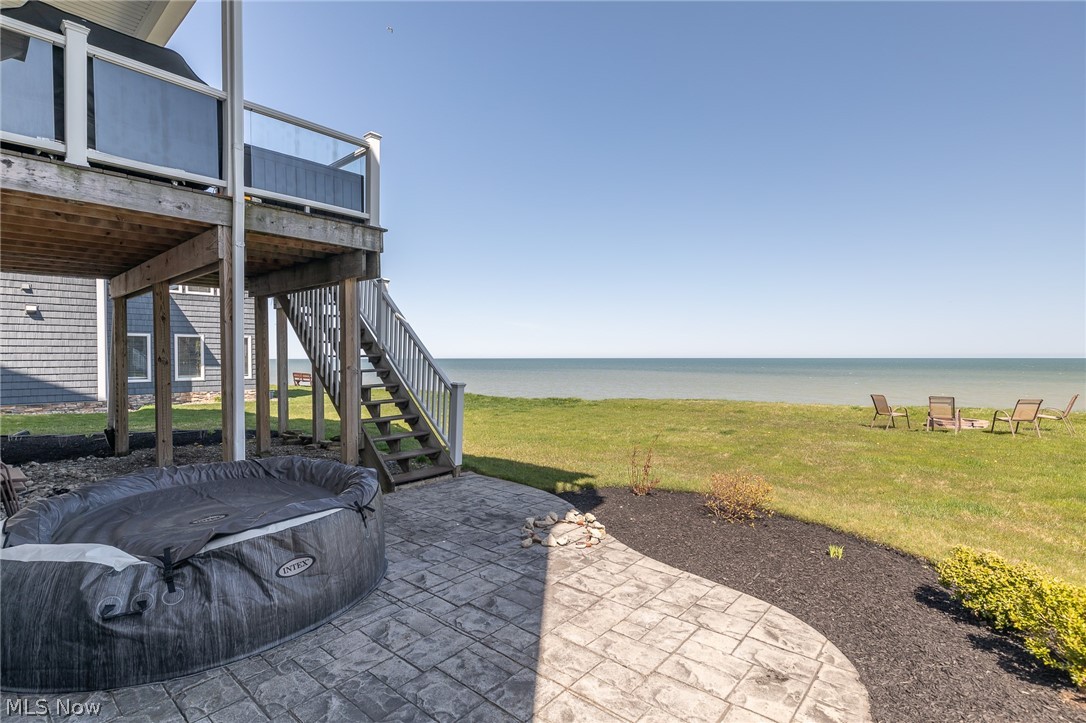 1515 Villa Grande Drive