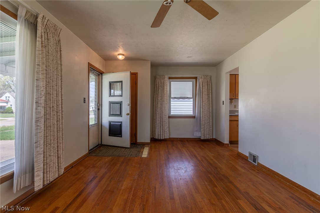 1611 Rush Road