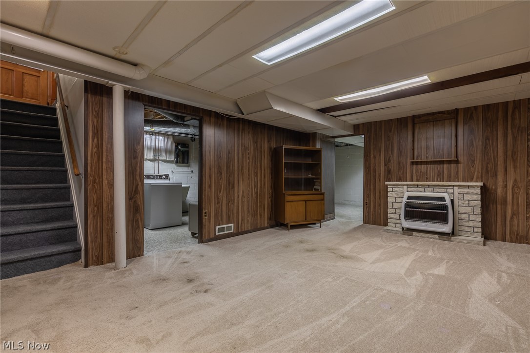 1611 Rush Road