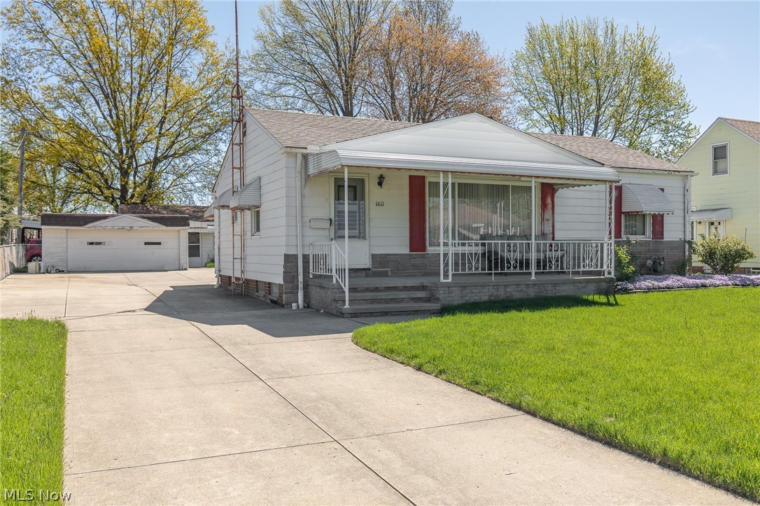 1611 Rush Road