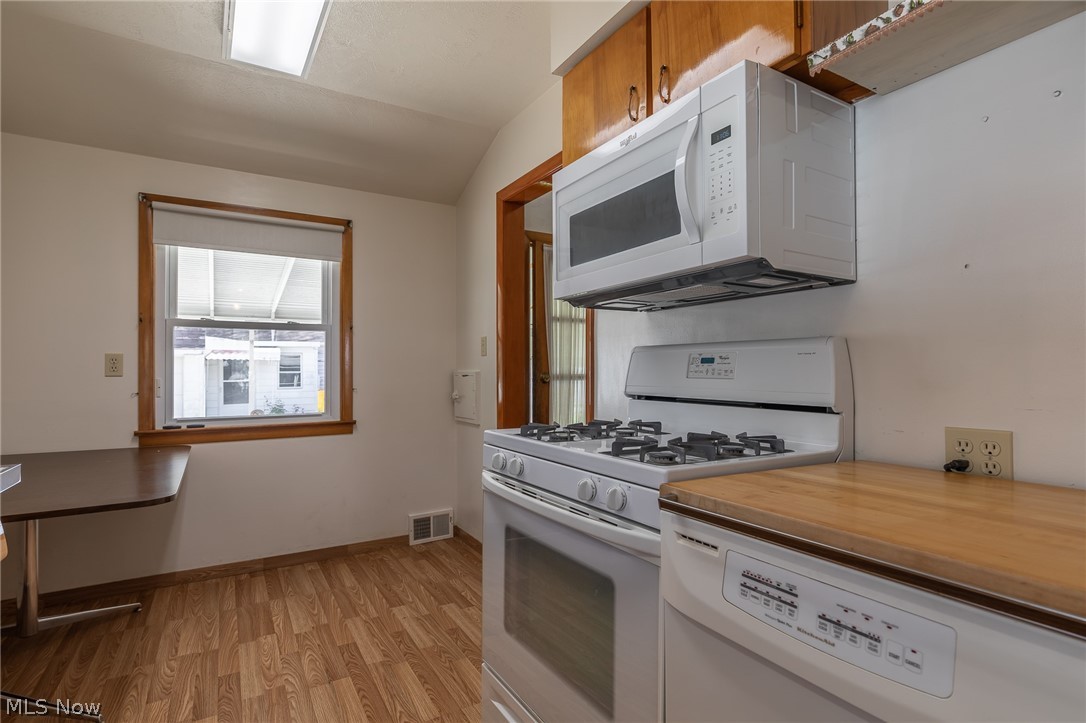 1611 Rush Road