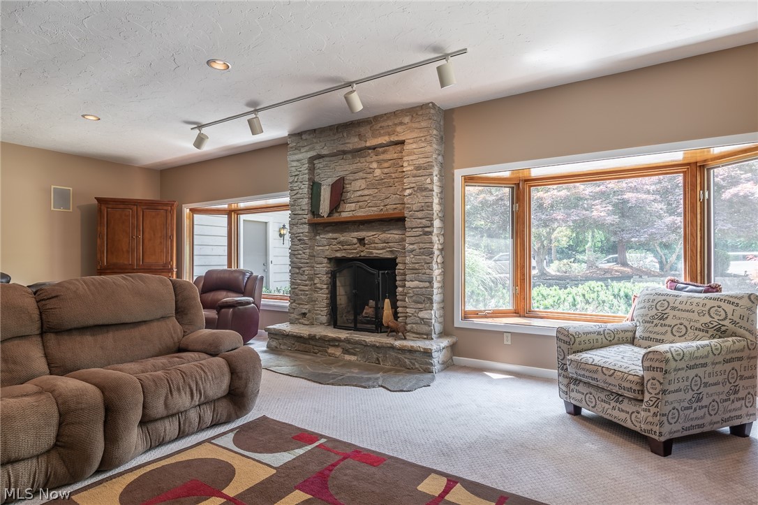 10785 Tanglewood Trail