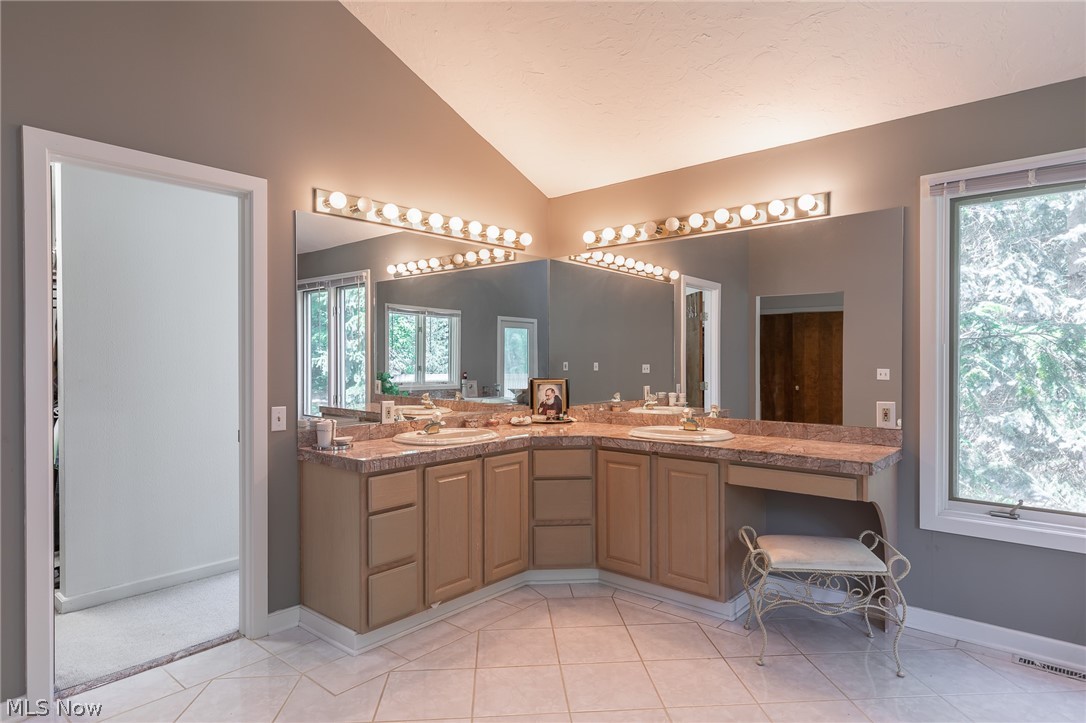 10785 Tanglewood Trail