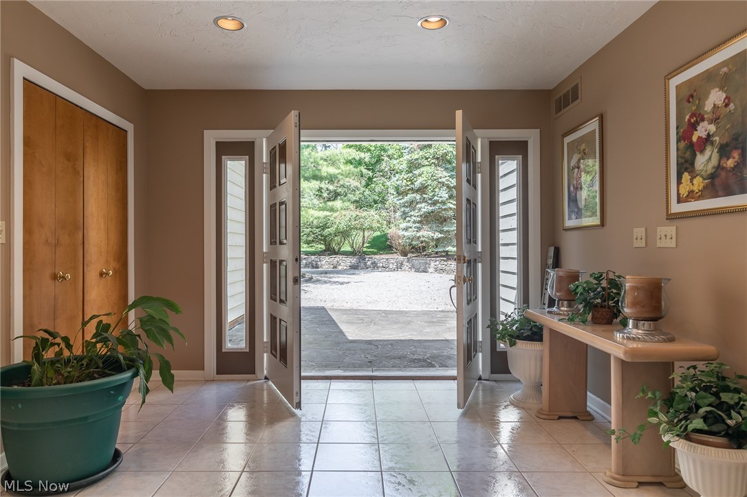 10785 Tanglewood Trail