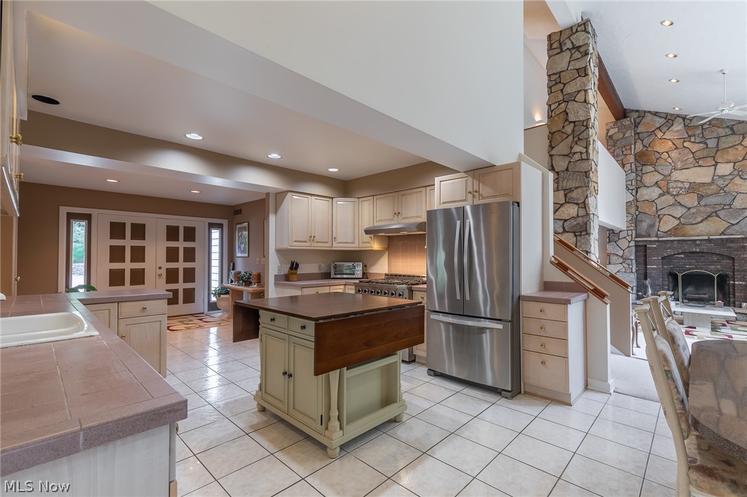 10785 Tanglewood Trail