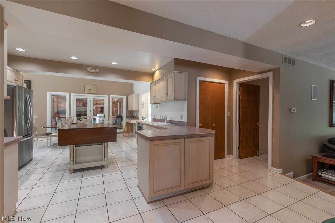 10785 Tanglewood Trail
